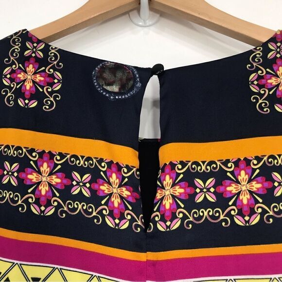 Aryeh Colorful Medallion Graphic Print Sheath Dress - Picture 7 of 16